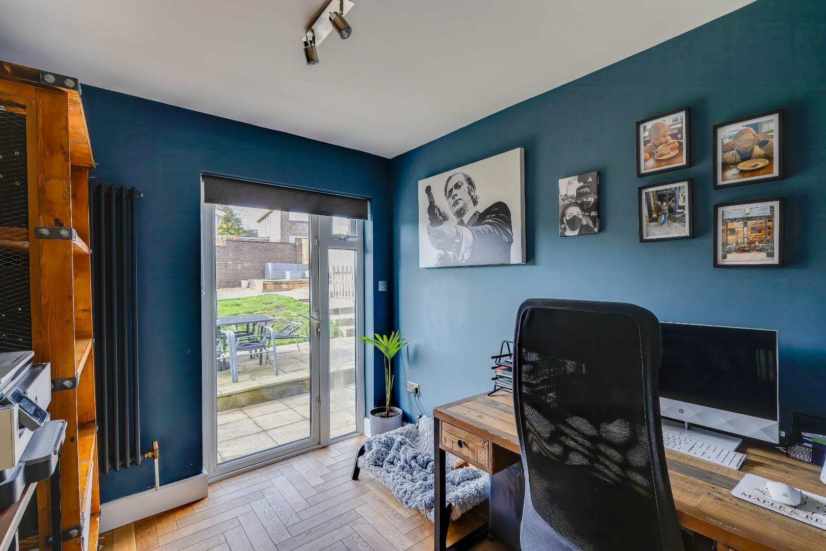 St. John Close, Cowbridge, Vale of Glamorgan, CF71 7HL